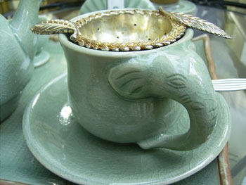 16_celadon